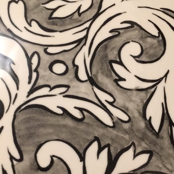 Molly Hatch Anthropologie Cake Pie Stand - Picture 12 of 14